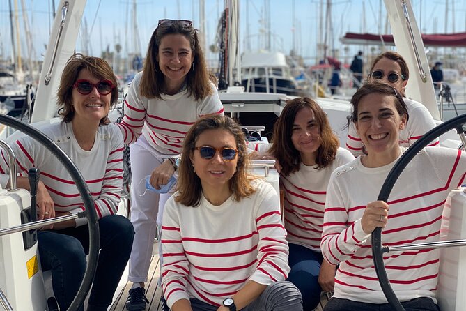 2-Hour Sailing Tour in Barcelona with Open Bar & Snacks - Booking details worth knowing
