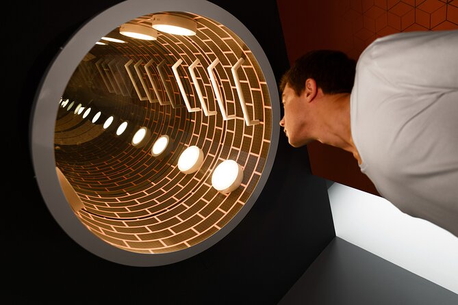 A Fantastic Visit To The Museum Of Illusions Seville - How long you should allow