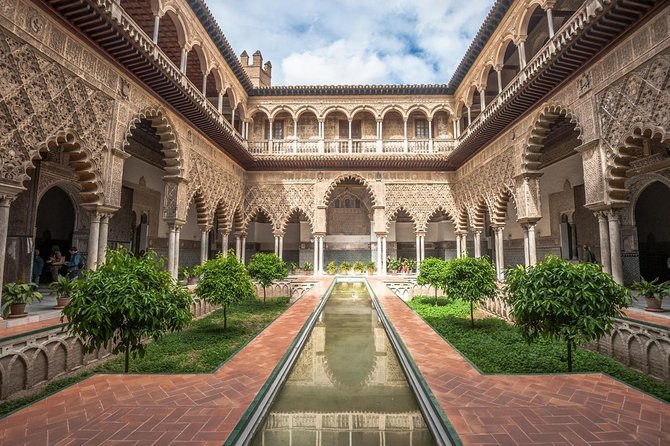 Alcazar, Cathedral and Giralda Guided Tour with Priority Tickets - Key Points Before You Book