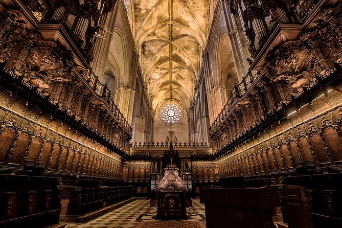 Alcazar, Cathedral and Giralda Guided Tour with Priority Tickets - The Giralda: Seville from 104 Meters Up