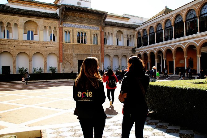 Alcazar & Cathedral of Seville Exclusive Group, max. 9 travelers - A three-hour schedule that moves quickly