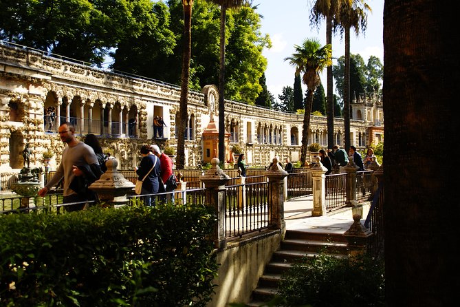Alcazar of Seville Exclusive Group, max. 9 travelers - Is $67.72 a fair price?