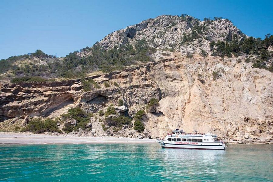 Alcudia: Boat Trip to Coll Baix - The run toward Coll Baix