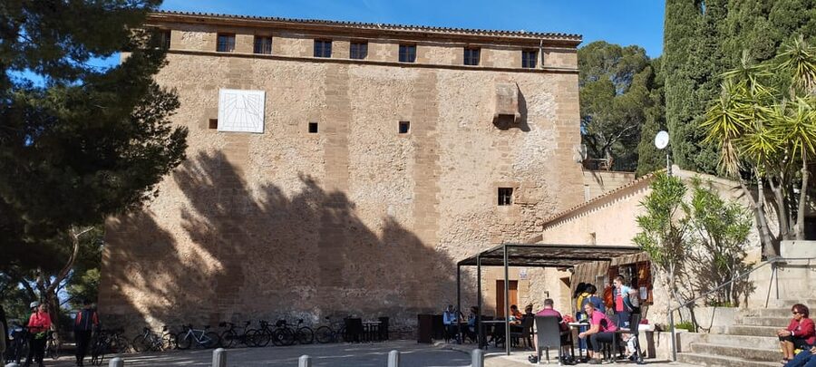 Alcudia: Quad Sightseeing Tour with Viewpoints - The climb to La Victoria Church