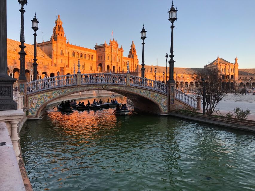 Algarve: Seville Full-Day Shopping and Sightseeing Tour - Key points to know before you book