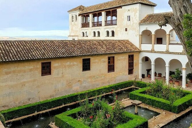 Alhambra Experience – Explore Nasrid Palaces & Generalife Gardens - Ticket processing and the risk of a late cancellation