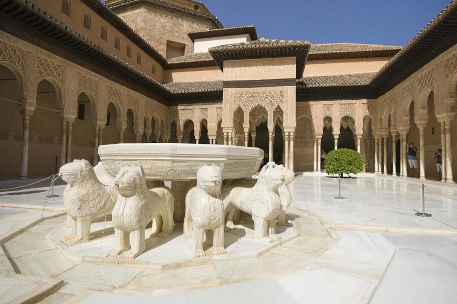 Alhambra, Nasrid Palaces, and Generalife 3-Hour Guided Tour - Is $66 a fair price?