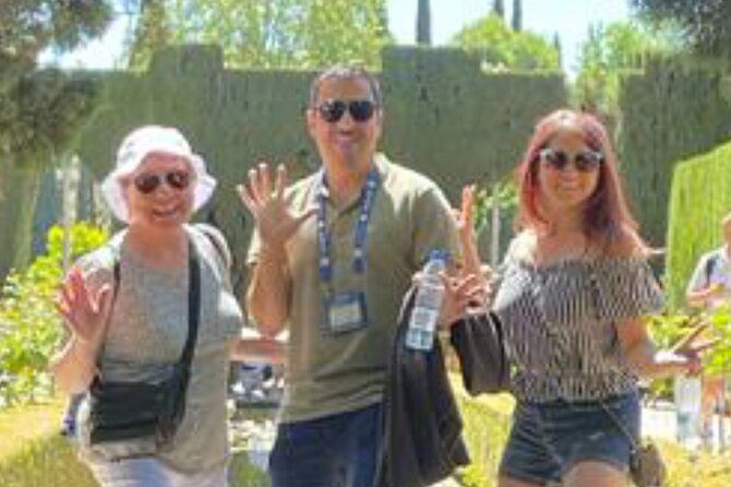 Alhambra, Nasrid Palaces, Generalife & Alcazaba Private Tour - Why this private Alhambra tour works well