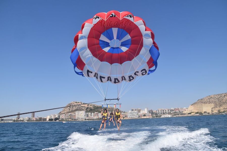 Alicante: Boat Trip and Parasailing Experience with Drink - Is $74 a fair price?