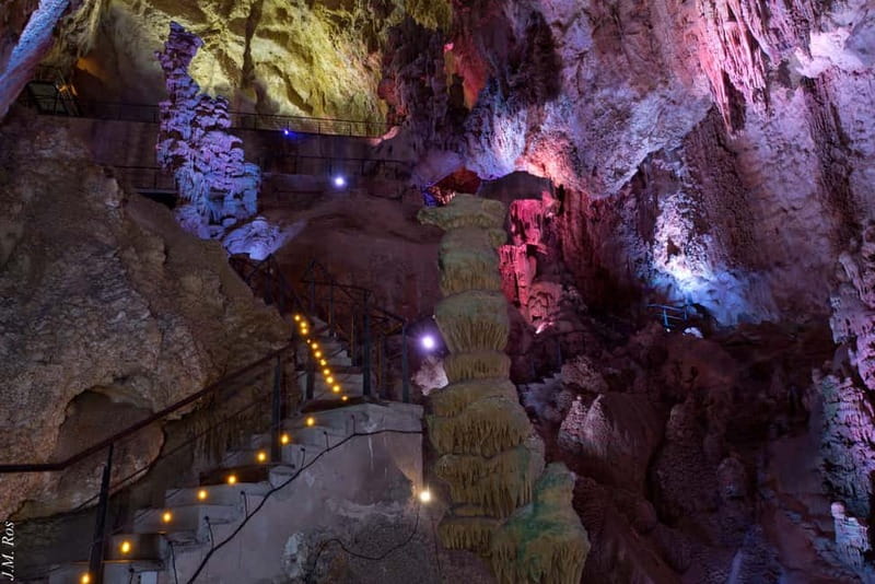 Alicante: Canelobre Caves & Busot Tour with Local Guide - Key points at a glance