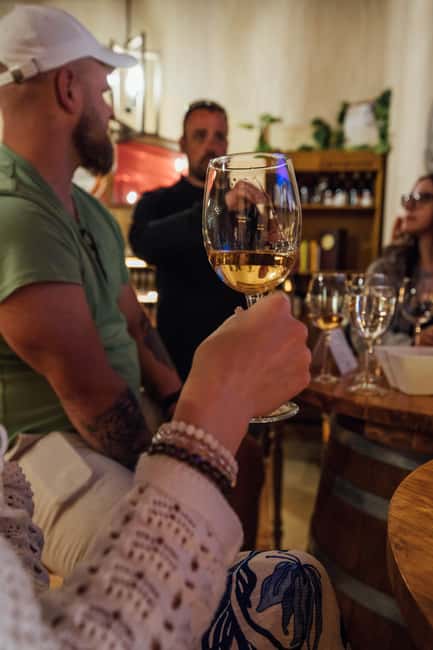 Alicante: Countryside Wine Tour with 4 Tastings - Thirty minutes for photos, shopping, and a slower finish