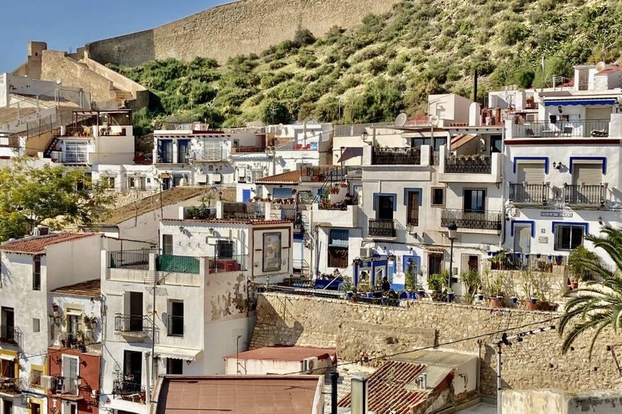 Alicante: Seven Secrets of Alicante Discovery Tour - Who should book this Alicante walking tour