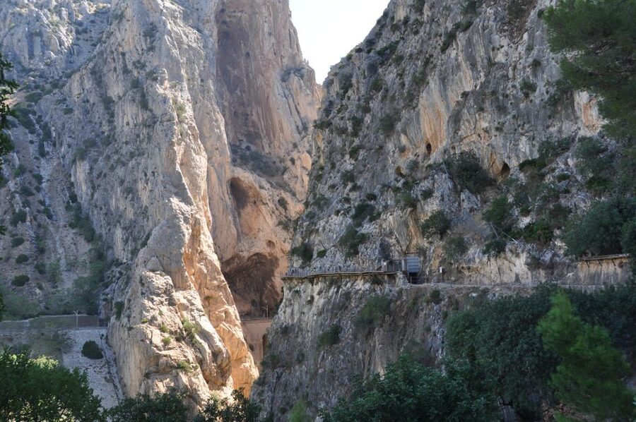 Ardales: Caminito del Rey & El Gaitanejo Guided Walking Tour - The suspension bridge and the high point of the walk
