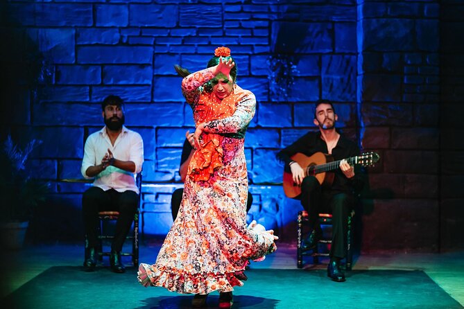 Baraka Triana. Flamenco show with drink - Is $32.65 good value in Seville?