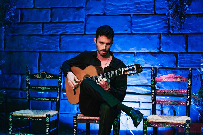 Baraka Triana. Flamenco show with drink - What happens during the one-hour show