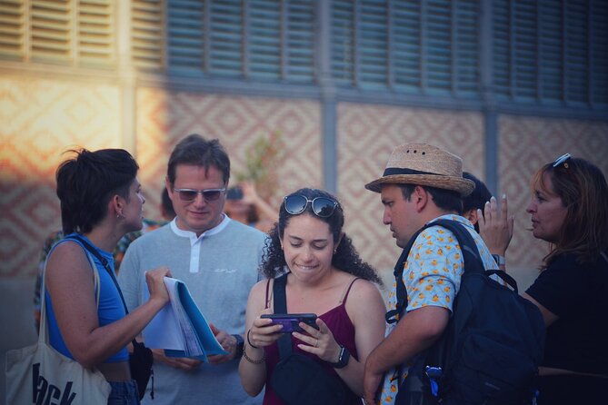 Barcelona 1.5h Private Old Town, Gothic & Ramblas Walking Tour - Timing, comfort, and meeting details