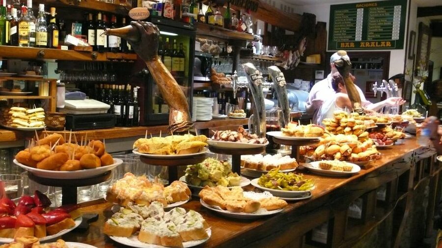Barcelona: 4-Hour Tapas Evening Tour and Flamenco Show - Who will enjoy this most?
