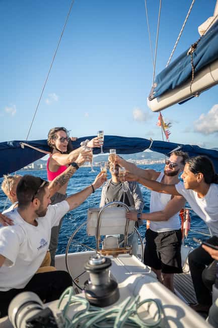 Barcelona Badalona : Sailboat Tour, Snacks, Drinks, Swimming - Meeting Jean at Badalona marina