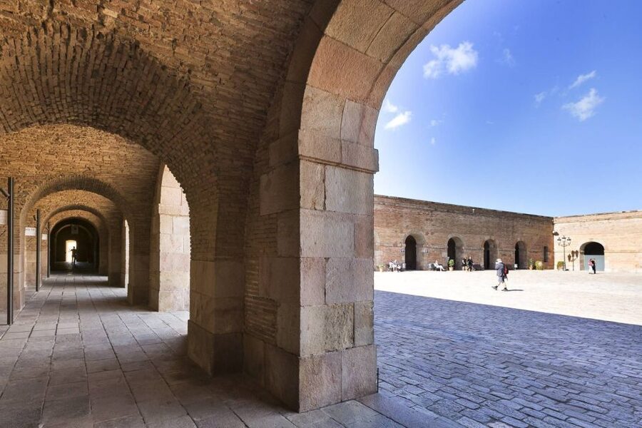 Barcelona Cable Car Sky Views, Magic Fountain & Castle Visit - Is $87 good value?