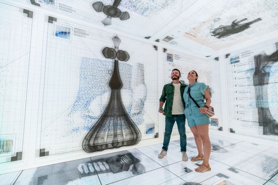 Barcelona: Casa Batlló Entry with Self-Audioguide Tour - How long to allow and when to go