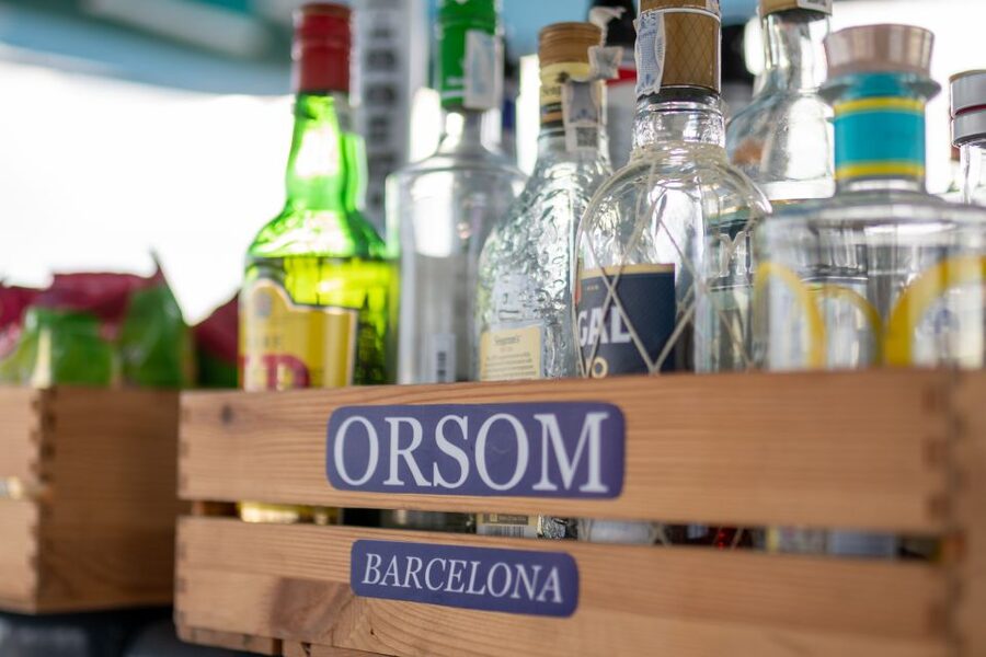 Barcelona: Catamaran Cruise with optional Live Jazz Music - Booking, timing, and small practical details