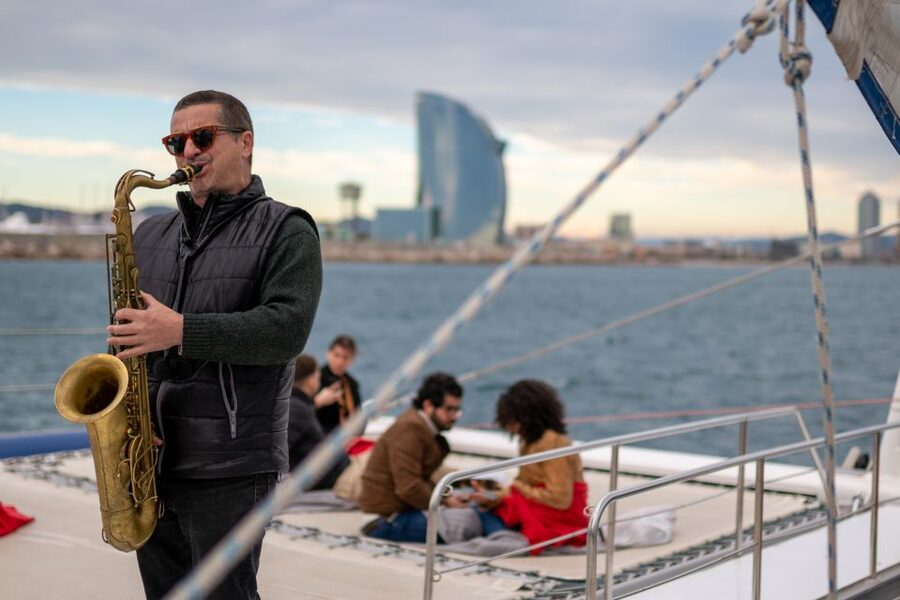 Barcelona: Catamaran Cruise with optional Live Jazz Music - How the weather affects the experience
