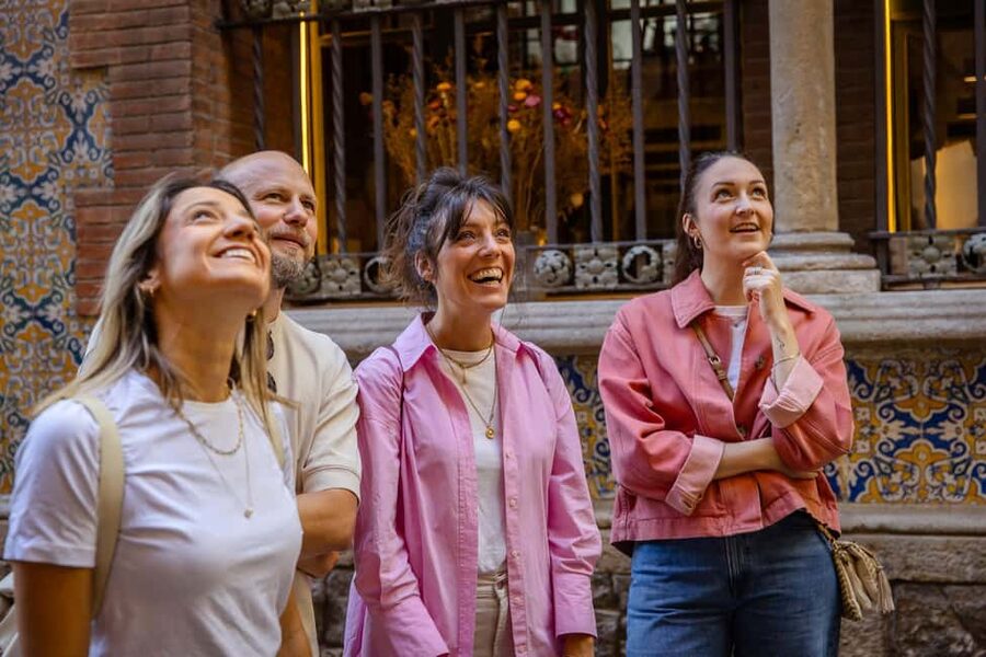 Barcelona: City Walking Tour with Local Guide - Key points to know before booking