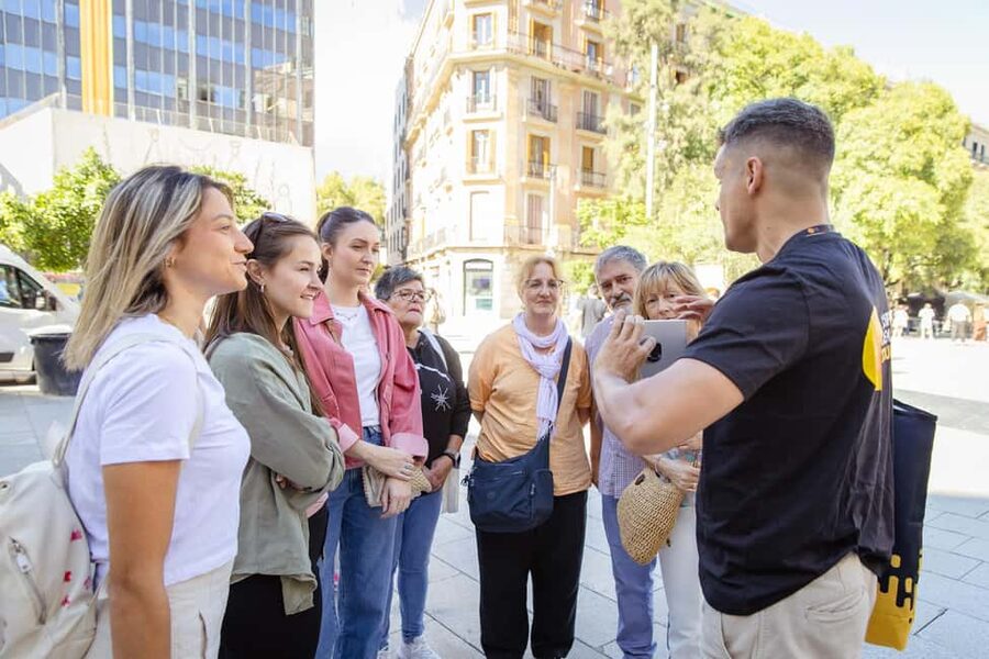 Barcelona: City Walking Tour with Local Guide - Carrer del Bisbe and Plaça Sant Felip Neri