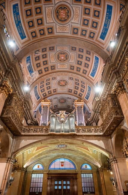 Barcelona: Classical Music Concert of Vivaldi, Mozart & More - Who will enjoy this concert most?