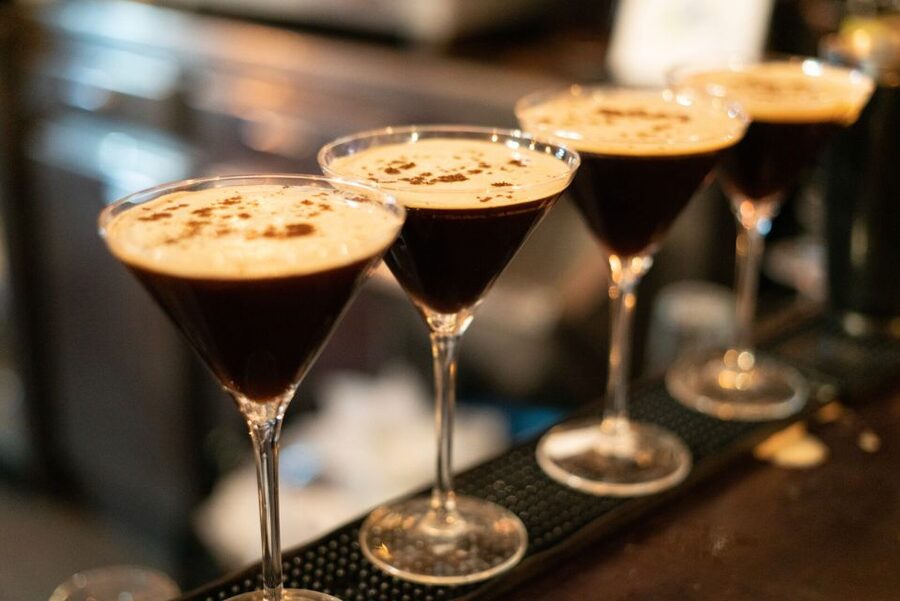 Barcelona: Cocktail Master Class by Mixologist with Tapas - Tapas that keep the class moving