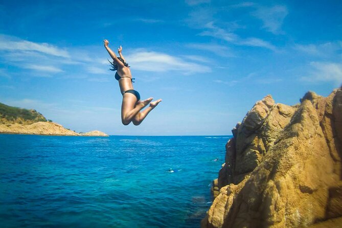 Barcelona: Costa Brava Easy Hike, Snorkel, Cliff-Jump & Meal - Leaving Barcelona in a Group of Eight