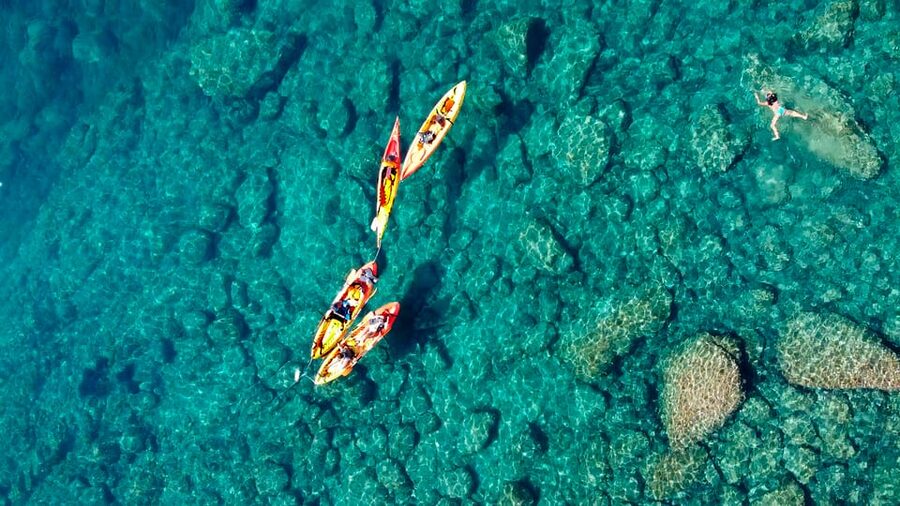 Barcelona: Costa Brava Kayak, Snorkel & Cliff Jump & Lunch - The 20-minute safety briefing
