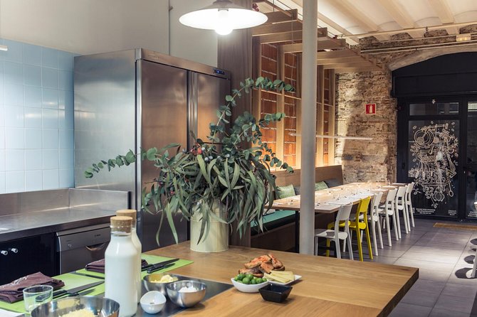 Barcelona Culinary Experience: Paella & Tapas Cooking Class - The Gothic Quarter setting