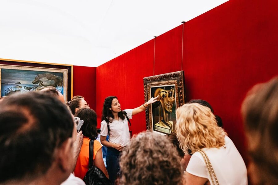 Barcelona: Dali Museum, House and Cadaques Guided Tour - Why this Dalí day trip works