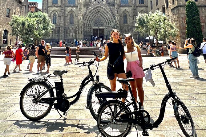 Barcelona E-Bike Photography Tour - Arc de Triomf and Barcelona’s fairground past