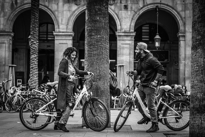 Barcelona E-Bike Photography Tour - The guide can make or break the morning