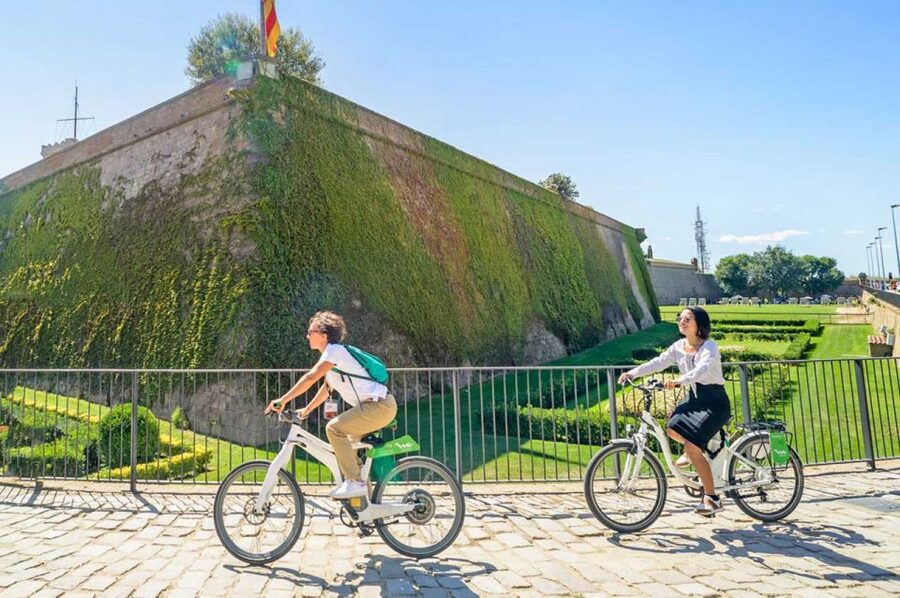 Barcelona: E-Bike Tour with Montjuic Cable Car & Boat Ride - How difficult is the four-hour ride?