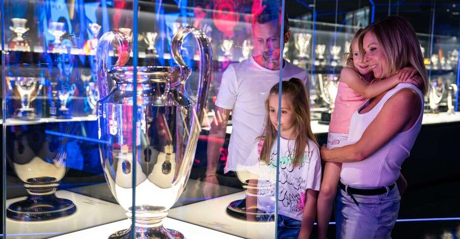 Barcelona: FC Barcelona Museum "Barça Immersive Tour" Ticket - We are history and the Johan Cruyff tribute