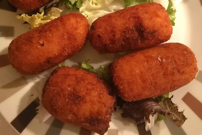 Barcelona Food Tour: Tapas, Drinks and Delights with a Local - Is $65.33 a fair price?