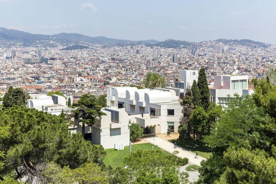 Barcelona: Fundació Joan Miró Skip-the-Line Entry Ticket - Getting there and planning the visit
