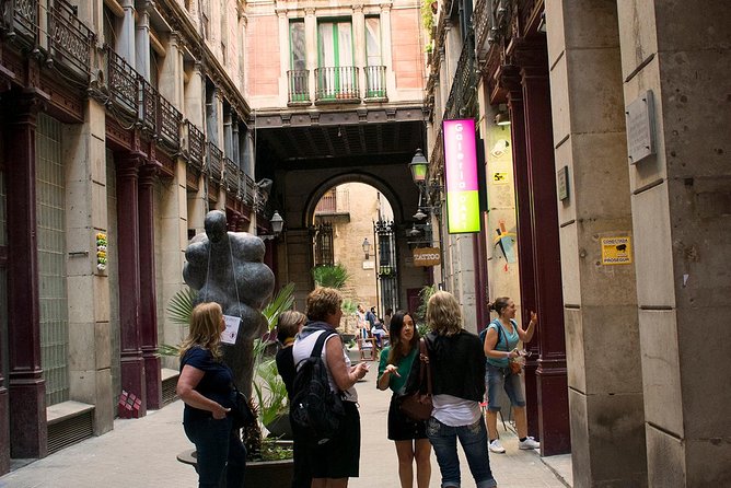 Barcelona Gothic Quarter's Deepest Secrets & Sangria - Las Ramblas and Carrer Petritxol