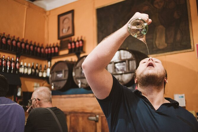 Barcelona Gothic Quarter Tapas & Taverns Food & Wine Tour - Bar La Plata and Barcelona’s simple-food tradition