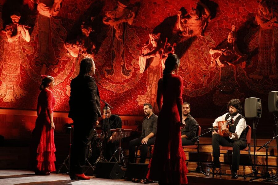 Barcelona: Gran Gala Flamenco Show Entry Ticket - Why this show works for a Barcelona evening