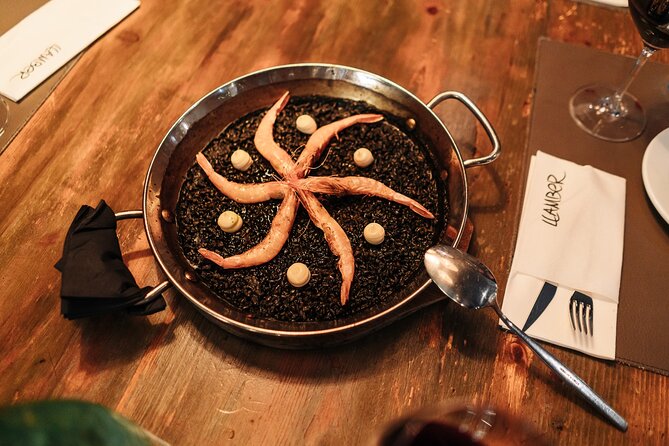 Barcelona: Guided Food Walking Tour with Tapas and Wine - Roman remains between Carrer de la Mercè and El Born