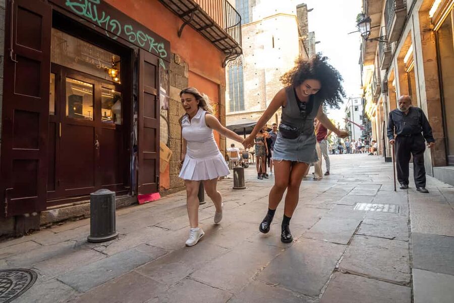 Barcelona: Guided Walking Tour - Starting beside the Roman city of Barcino