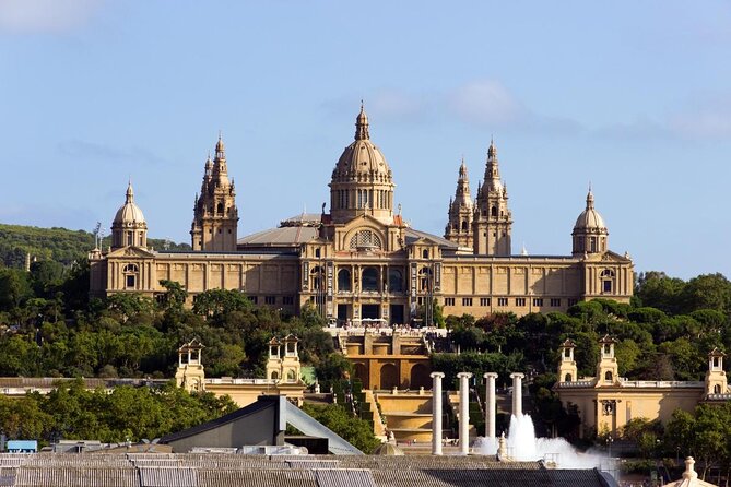 Barcelona Highlights Guided Tour with Monjuic Cable Car - Key points to know before booking