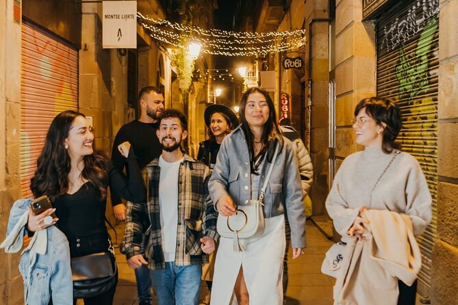 Barcelona Historical Walking Tour: Gothic Quarter and El Born - Catalan identity at El Mon Neix En Cada Besada