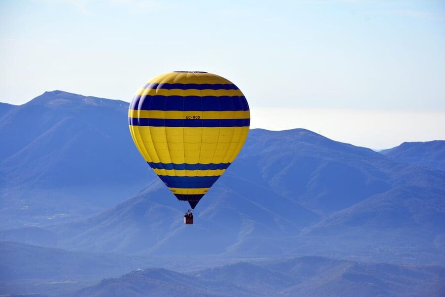 Barcelona: Hot Air Balloon Ride with Optional Transportation - FAQ