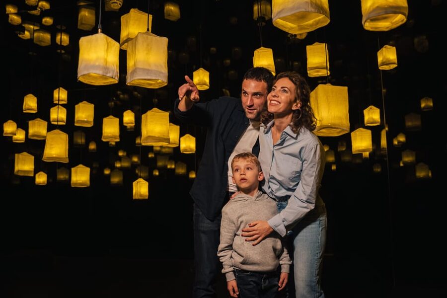 Barcelona: Interactive Art Installation by IKONO - What IKONO Barcelona Actually Feels Like