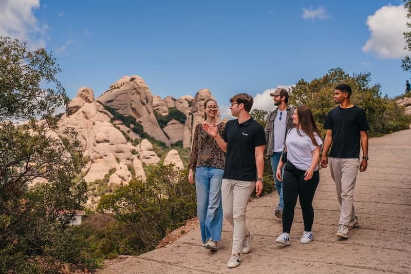 Barcelona: Montserrat Monastery and Black Madonna Day Trip - Coca de Montserrat and the food stop